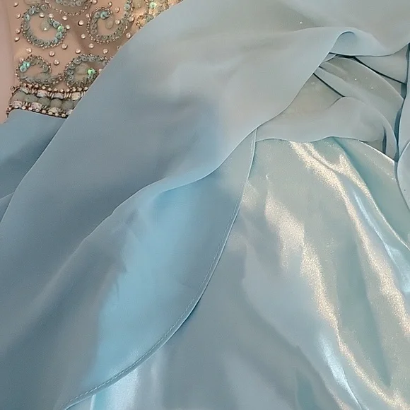 ALYCE Elegant Beaded prom Party Dress with Aqua Skirt - Picture 9 of 9